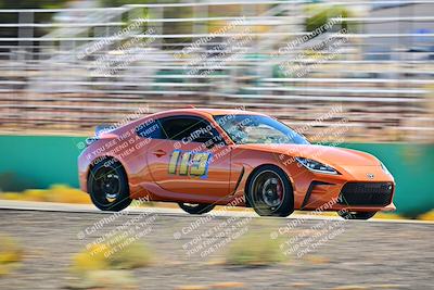 media/Oct-18-2025-Extreme Speed (Sat) [[d6d7e1fef1]]/Red-Green/